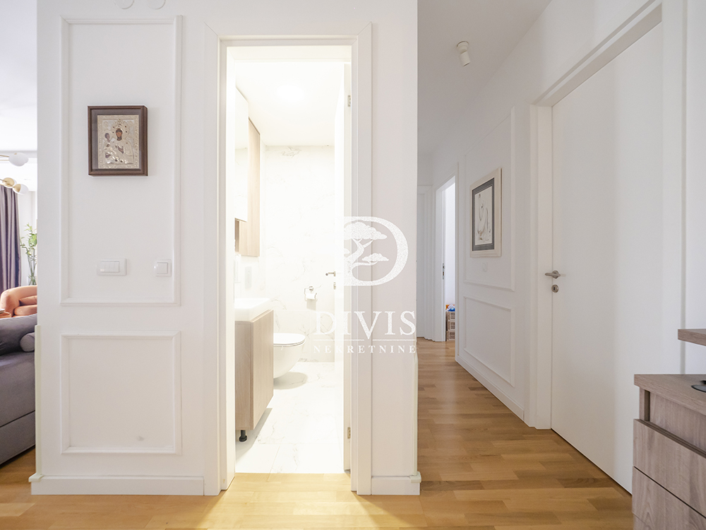 Slika 1 - Kneza Stracimira, Četvorosoban stan na prodaju, 119m2, 549.000€